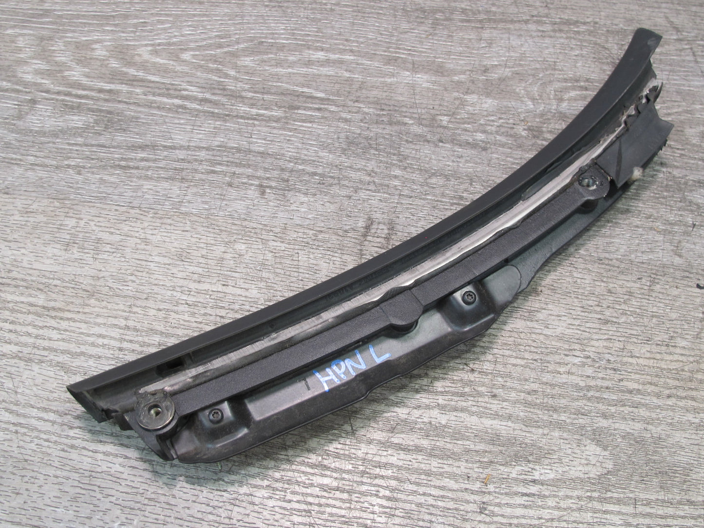 99-05 Porsche 911 996 Convertible TOP Left & Right Side Center Seal Bracket Set
