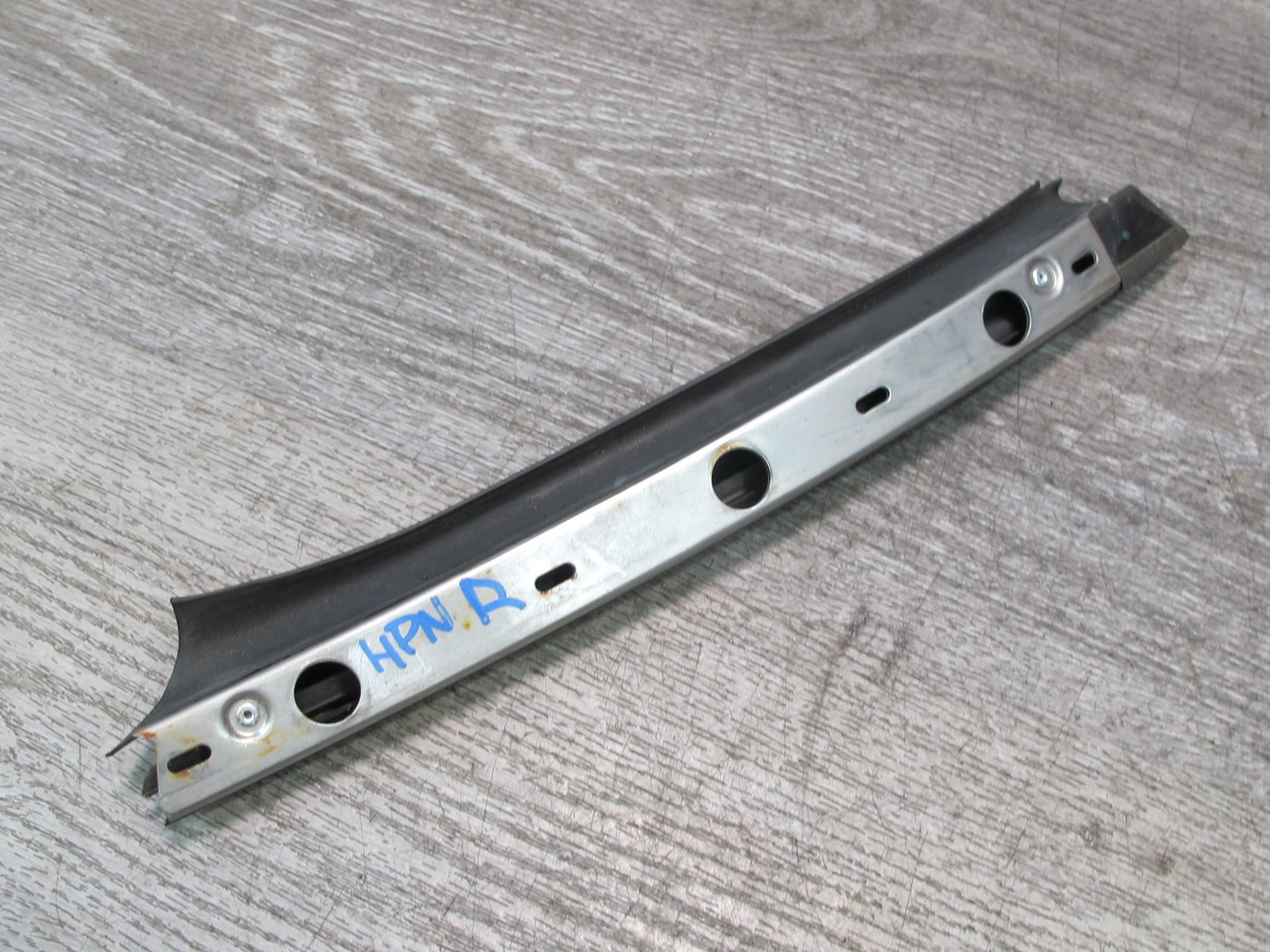 99-05 Porsche 911 996 Convertible TOP Left & Right Side Lower Seal Bracket Set