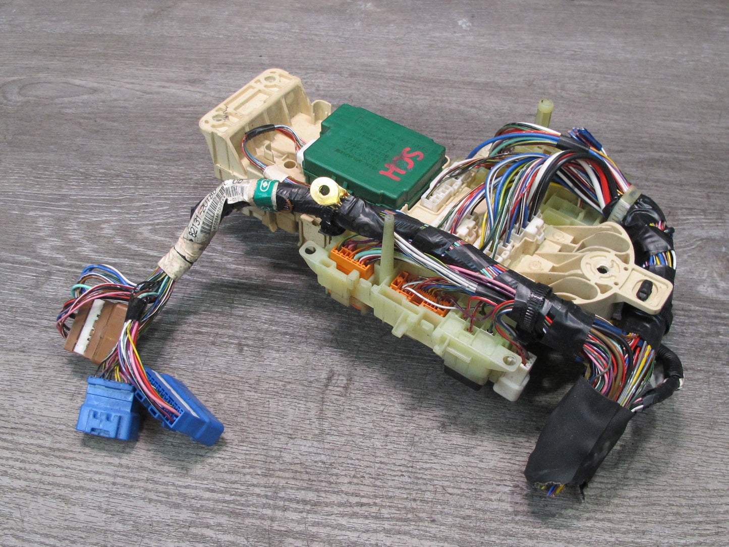 96-97 Lexus UZZ30L SC400 Interior Fuse Relay Box Module w Integration Relay OEM