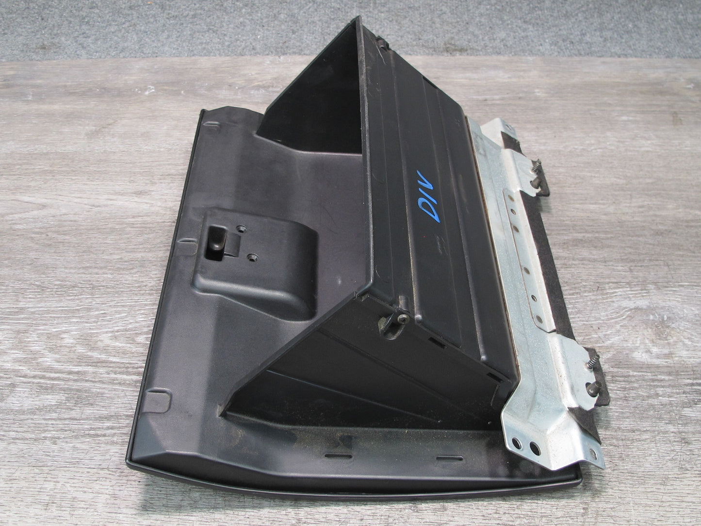 99-01 Isuzu Vehicross Dash Glove Box Storage Compartment Assembly OEM