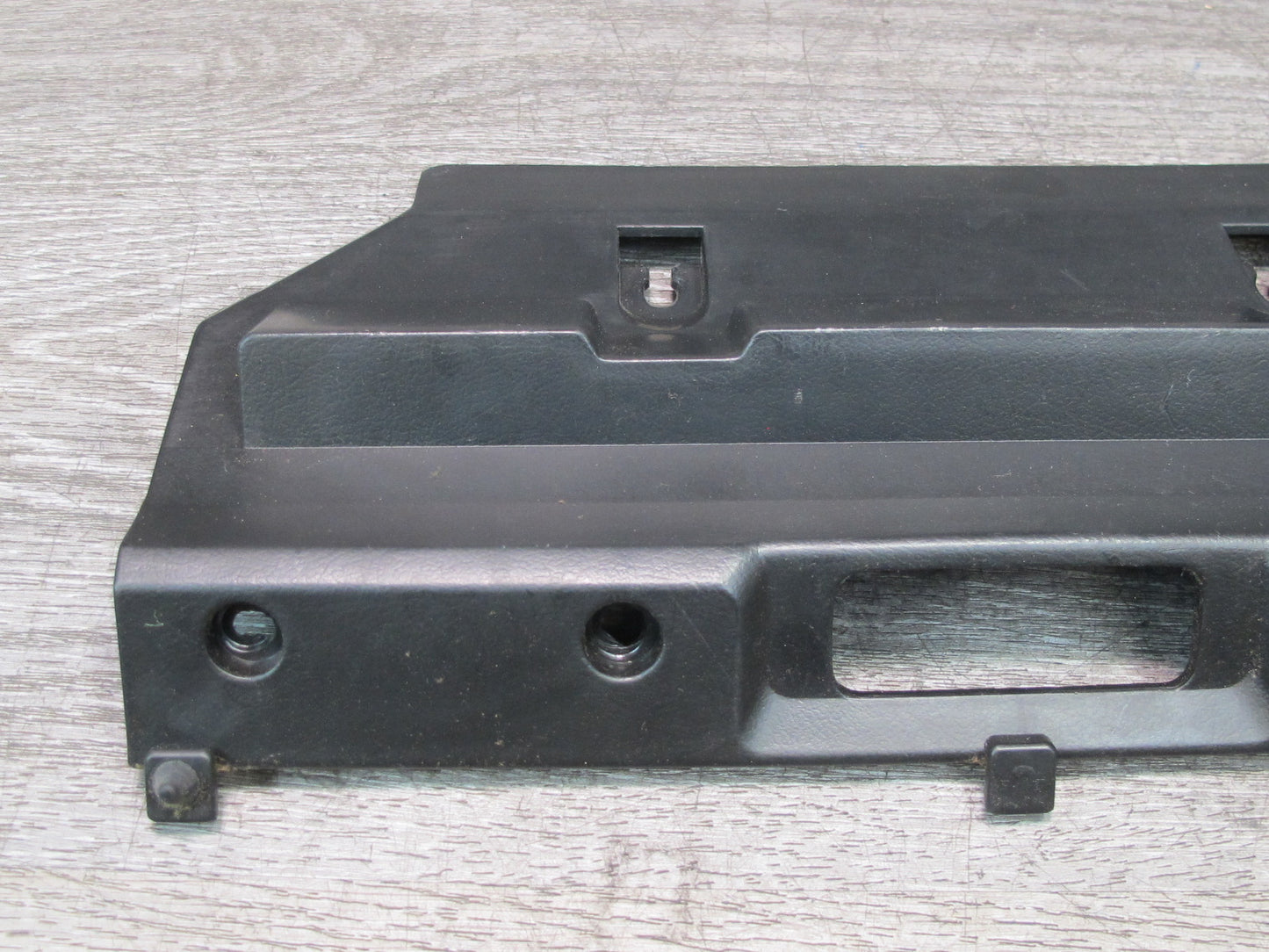 99-01 Isuzu Vehicross Dash Glove Box Latch Trim Cover Panel OEM