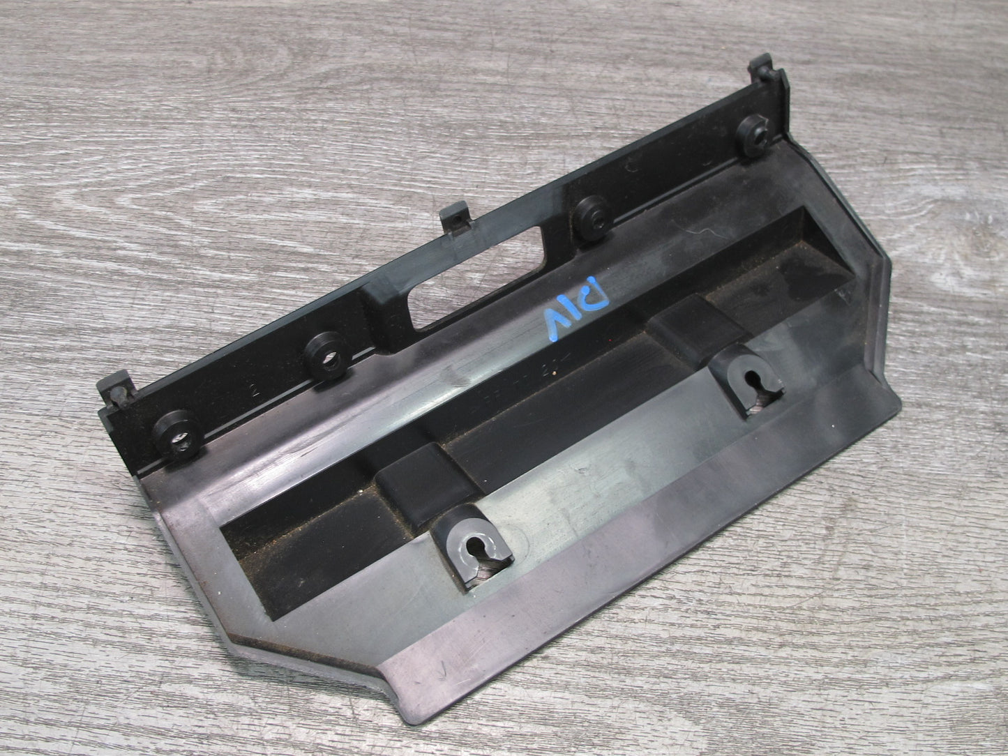 99-01 Isuzu Vehicross Dash Glove Box Latch Trim Cover Panel OEM