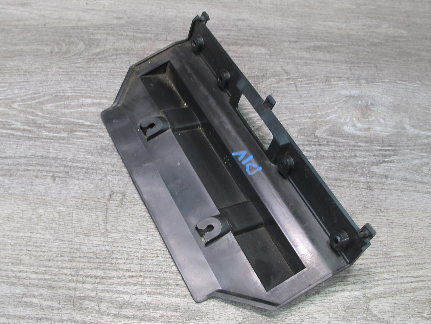 99-01 Isuzu Vehicross Dash Glove Box Latch Trim Cover Panel OEM