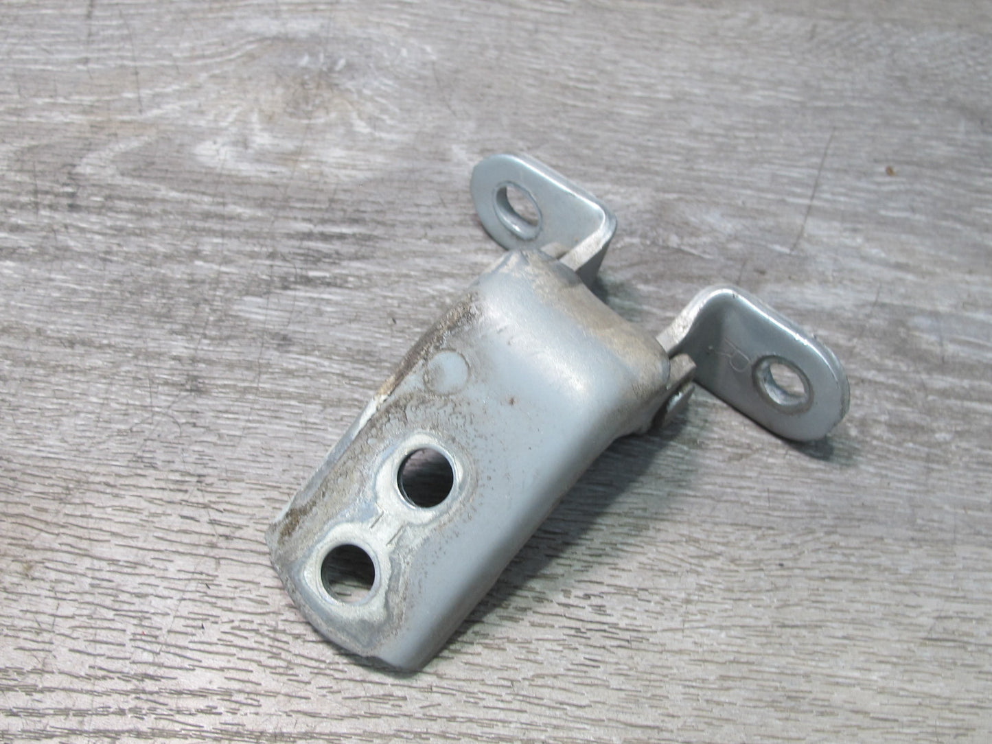 00-05 Toyota MR2 Spyder Set of 2 Right Door Upper & Lower Hinge OEM