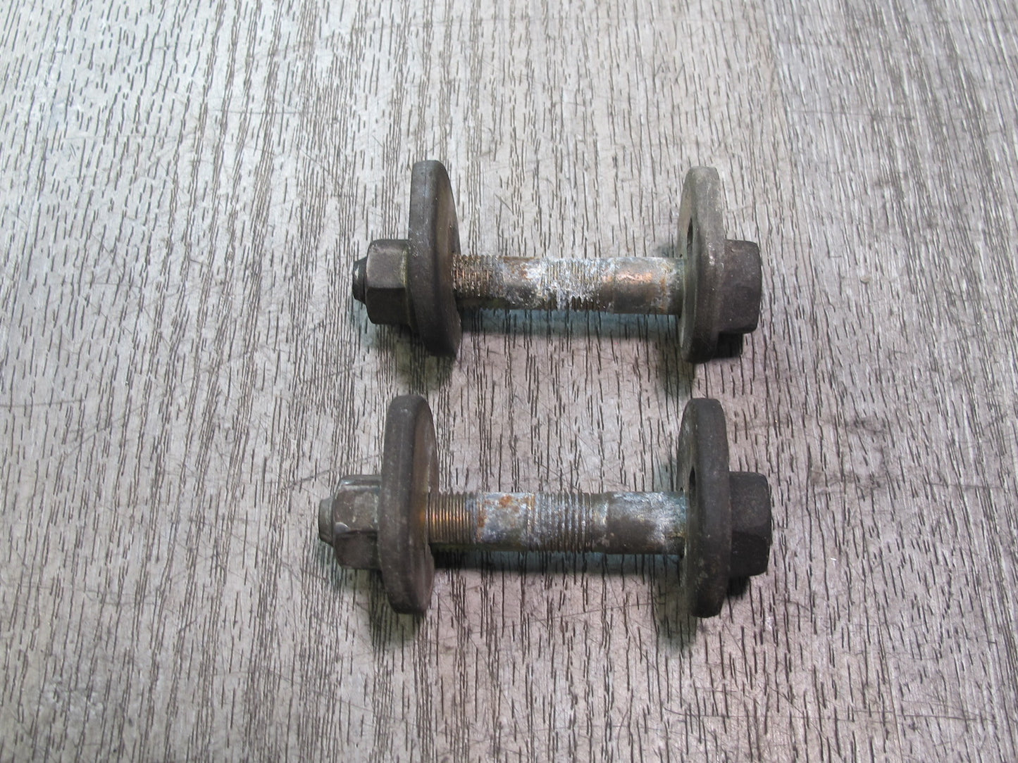 00-05 Toyota MR2 Spyder Set of 2 Rear Suspension Eccentric Adjust Camber Bolt