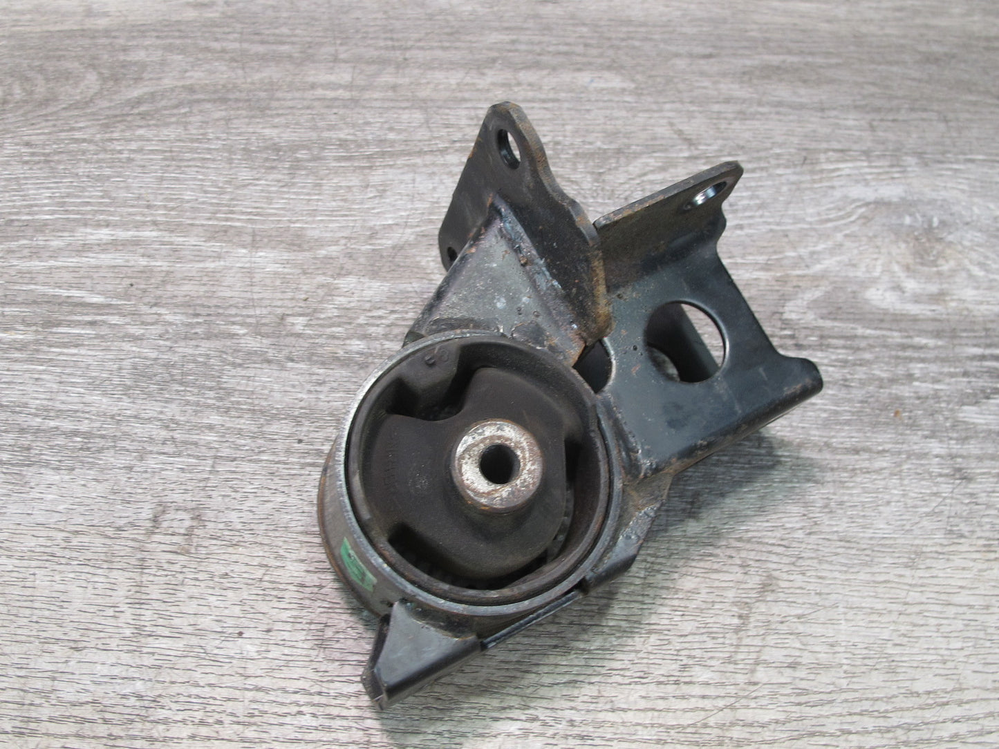 00-05 Toyota MR2 Spyder ZZW30L Engine Motor Mount OEM