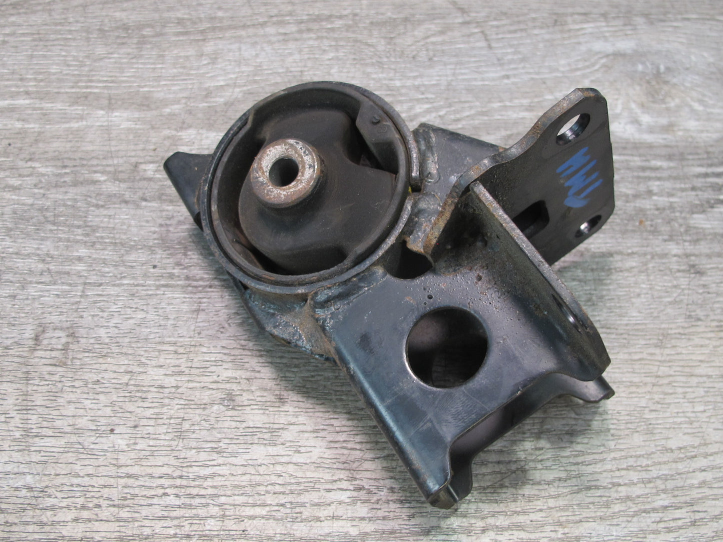 00-05 Toyota MR2 Spyder ZZW30L Engine Motor Mount OEM