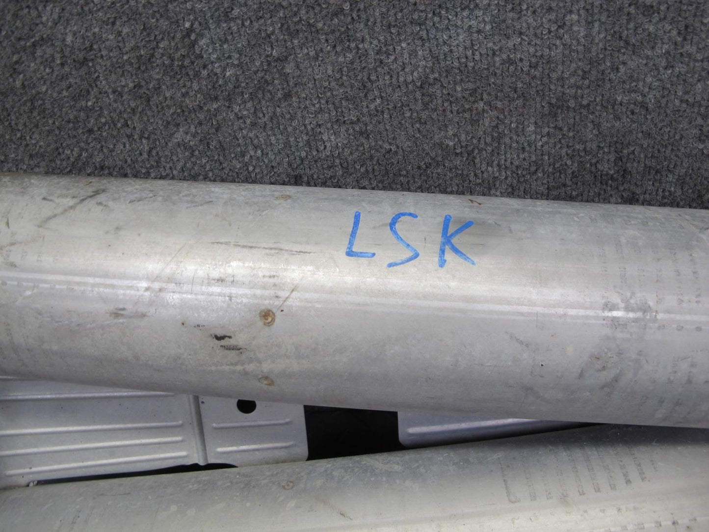 01-06 Lexus LS430 UCF30L Center Exhaust Pipe OEM
