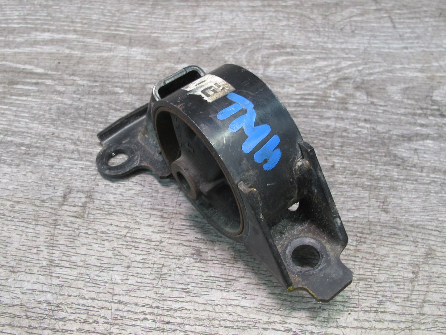00-05 Toyota MR2 Spyder ZZW30L Front Engine Motor Mount OEM