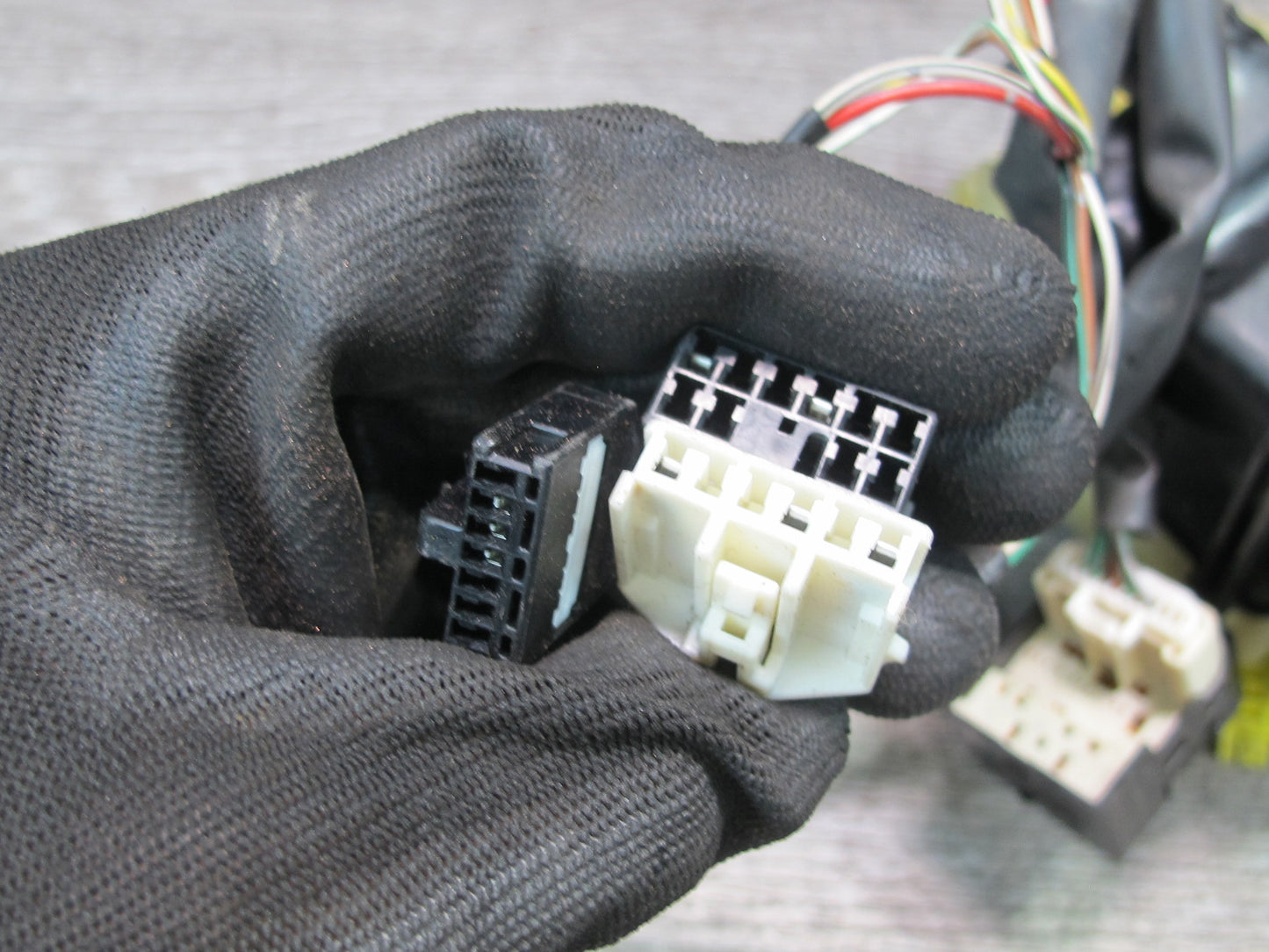 00-05 Toyota MR2 Spyder ZZW30L Interior Dash Fuse Relay Box Module OEM