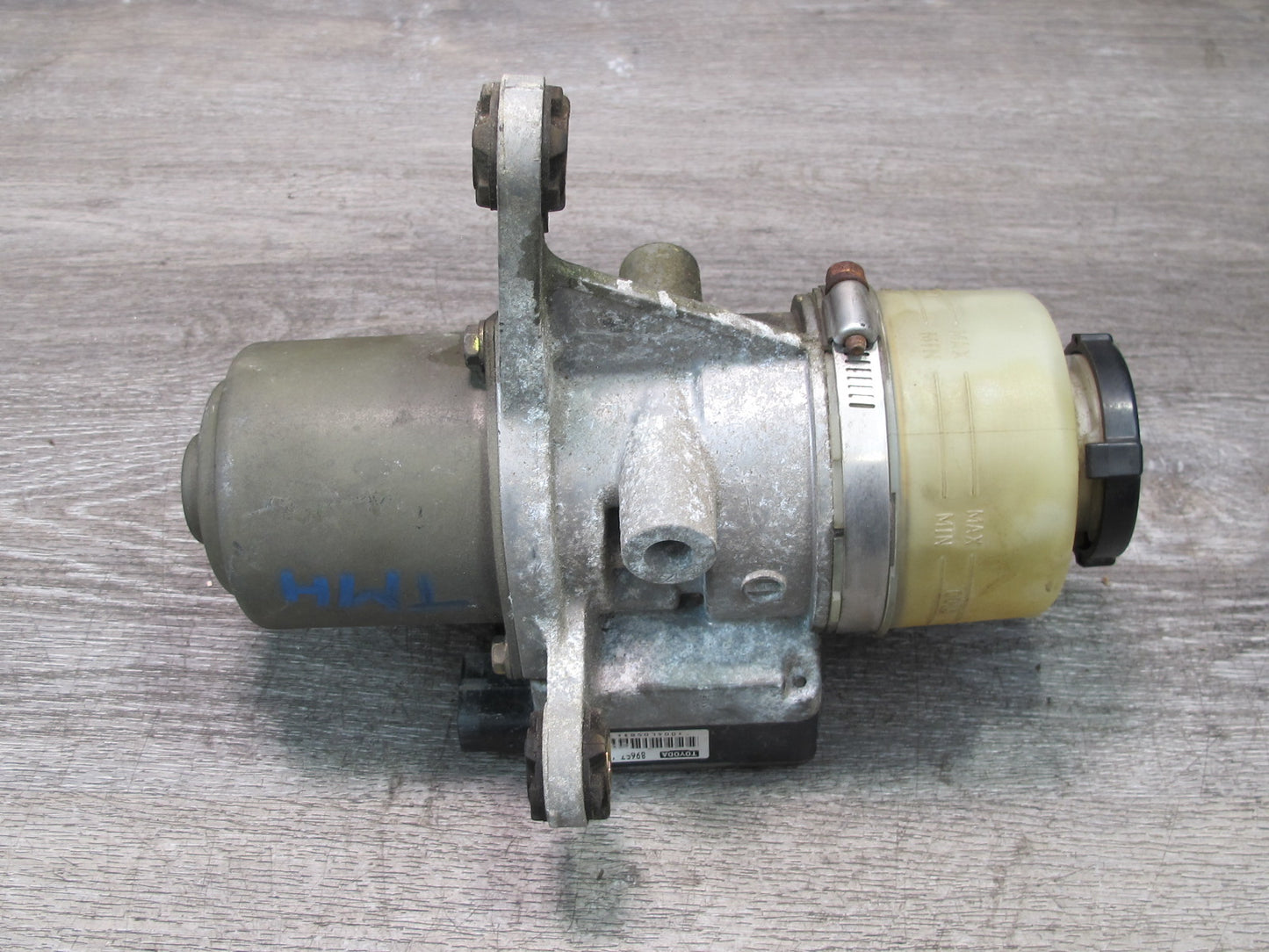 00-05 Toyota MR2 Spyder ZZW30L Power Steering Pump 89657-17010 OEM