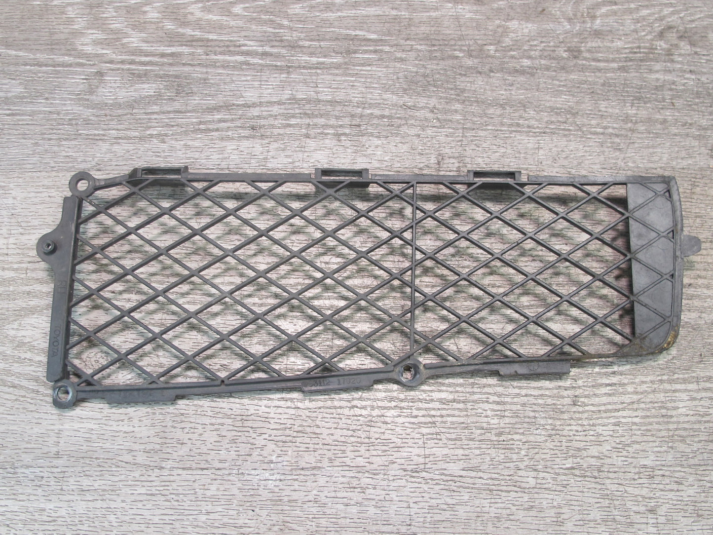 00-02 Toyota MR2 Spyder ZZW30L Front Bumper Left Center Right Grille Set OEM