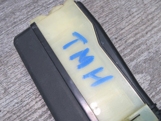 00-05 Toyota MR2 Spyder Interior Fuse Relay Box Module OEM