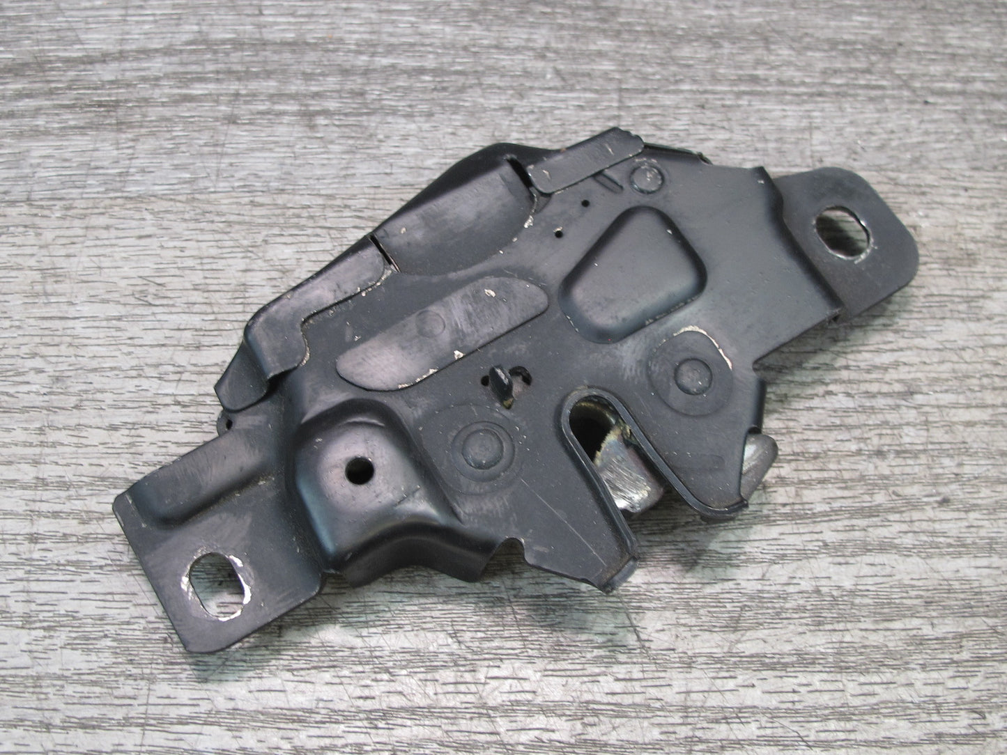00-05 Toyota MR2 Spyder ZZW30L Rear Trunk Engine Lock Latch OEM