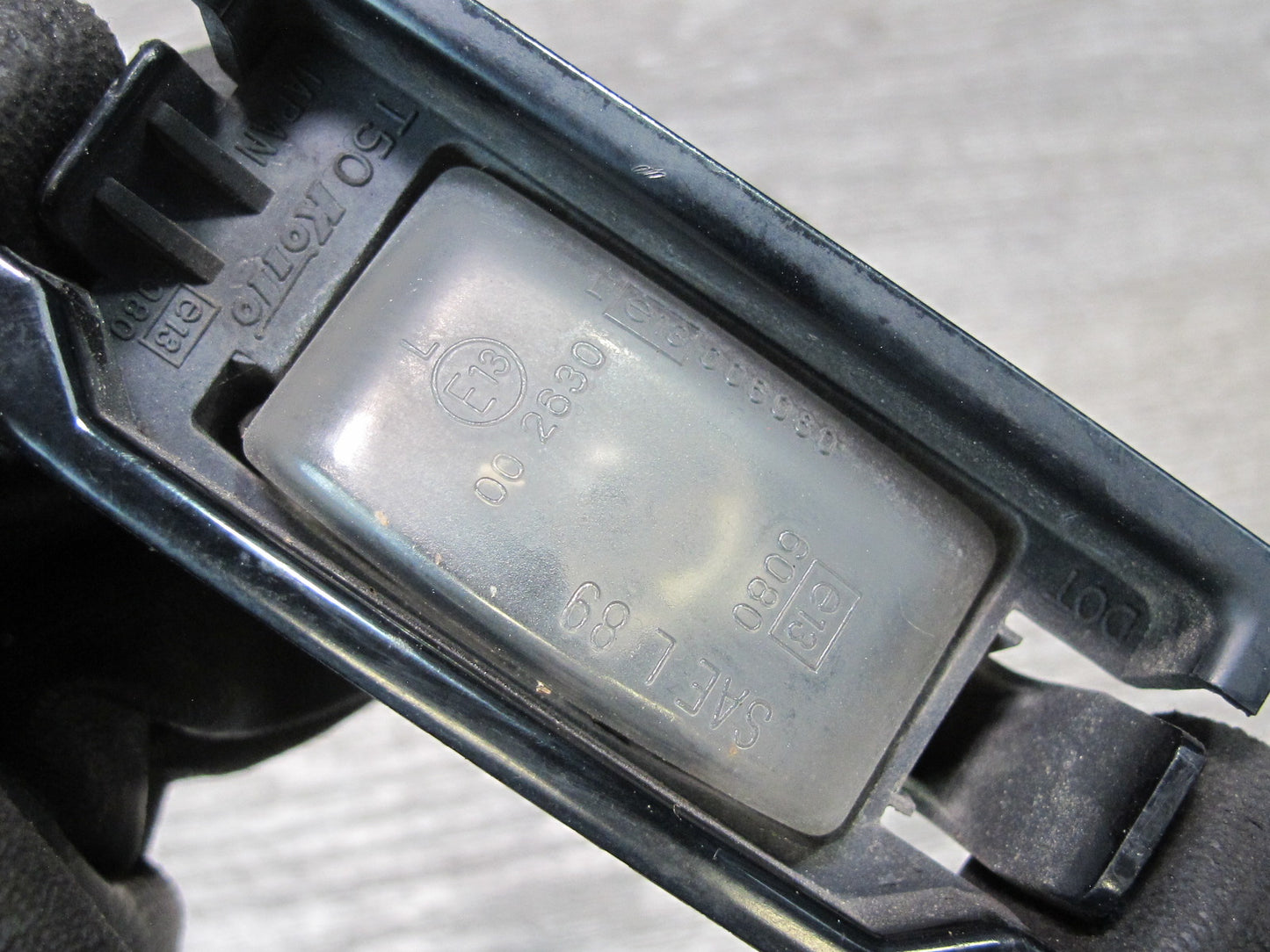 00-05 Toyota MR2 Spyder ZZW30L Rear Trunk License Plate Light Lamp OEM
