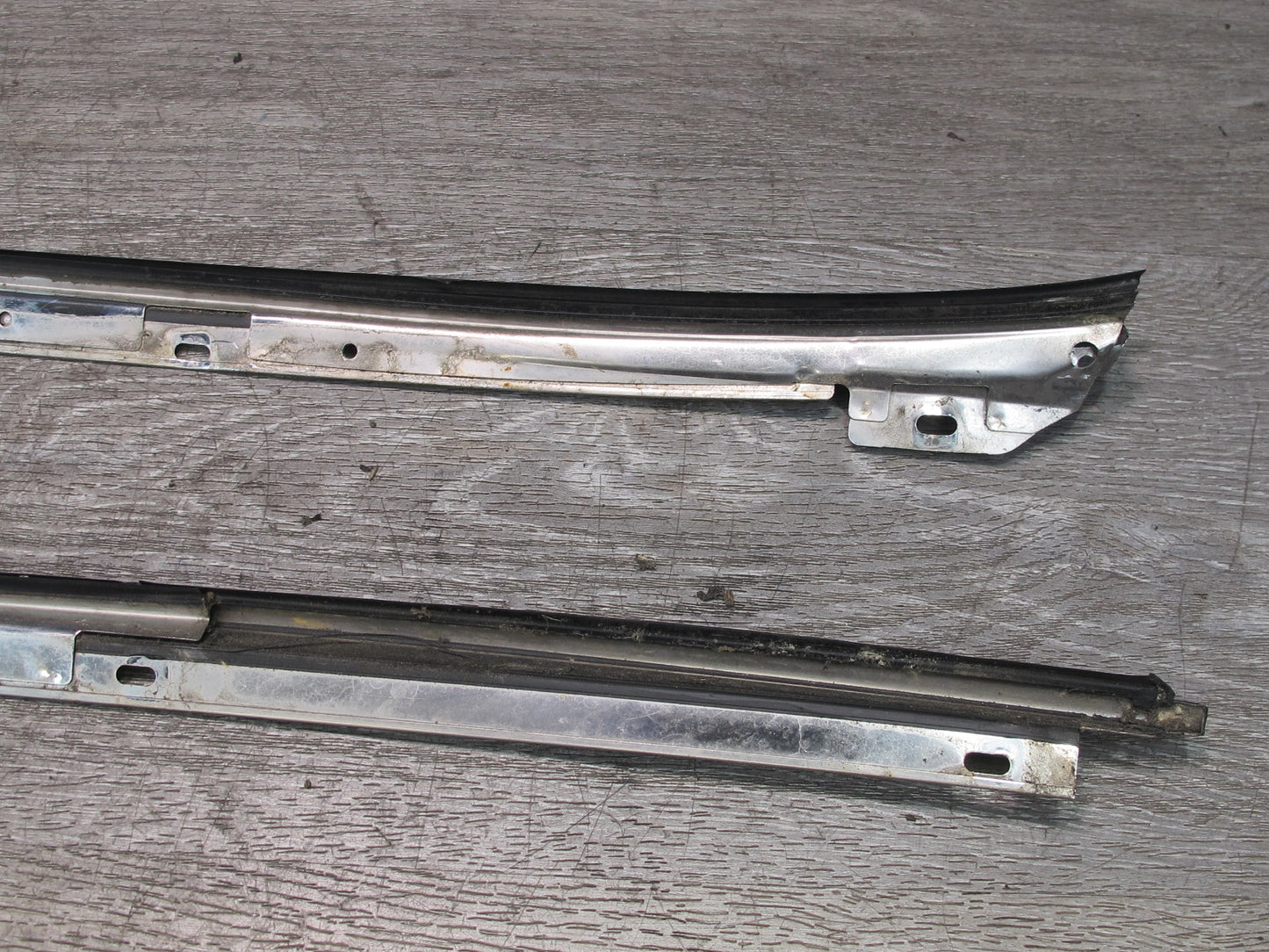 92-00 Lexus UZZ30L SC300 SC400 Set of 2 Front Windshield A Pillar Molding OEM