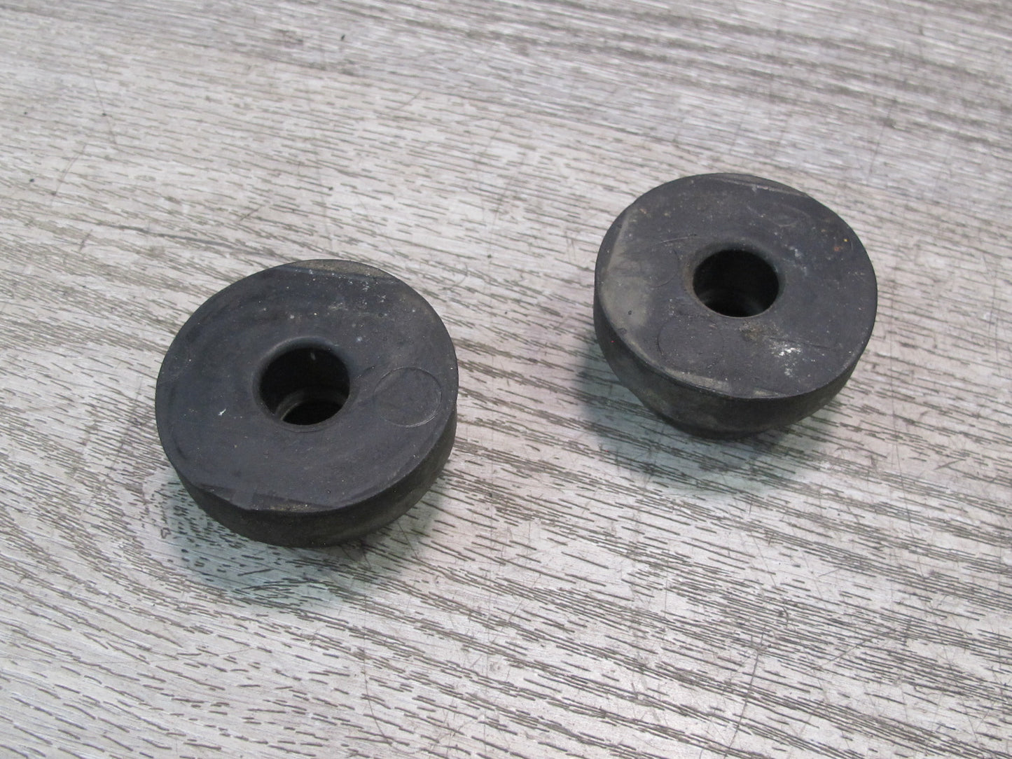 92-00 Lexus UZZ30L SC300 SC400 Engine Radiator Mount Bracket Support Set OEM