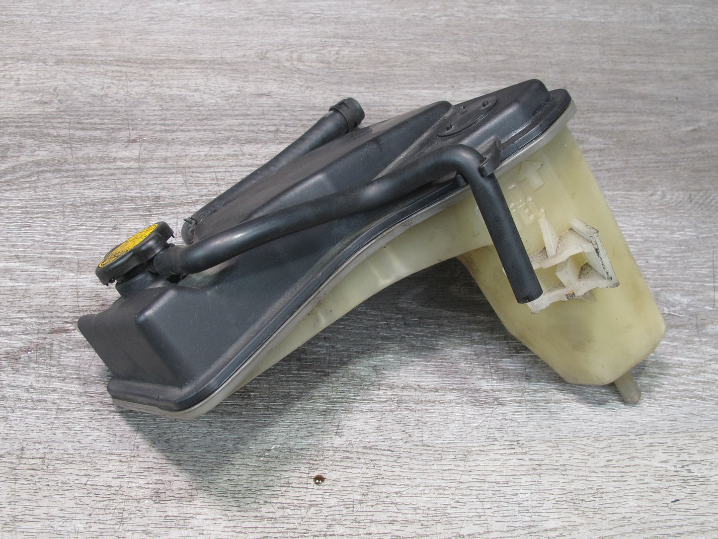 94-97 Lexus UZZ30L SC400 Engine Coolant Expansion Overflow Reservoir OEM