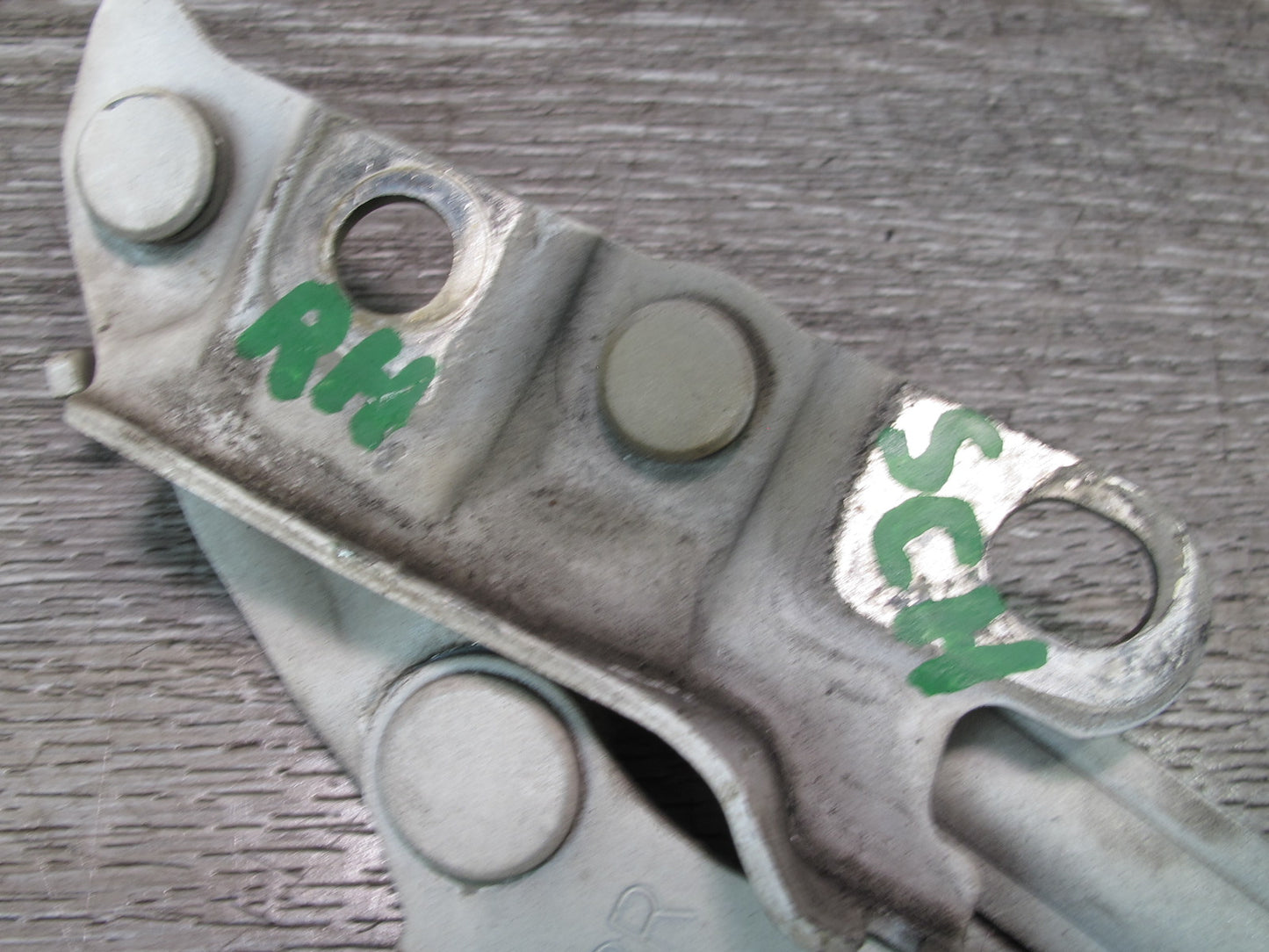 92-00 Lexus UZZ30L SC300 SC400 Set of 2 Front Left & Right Hood Hinge OEM