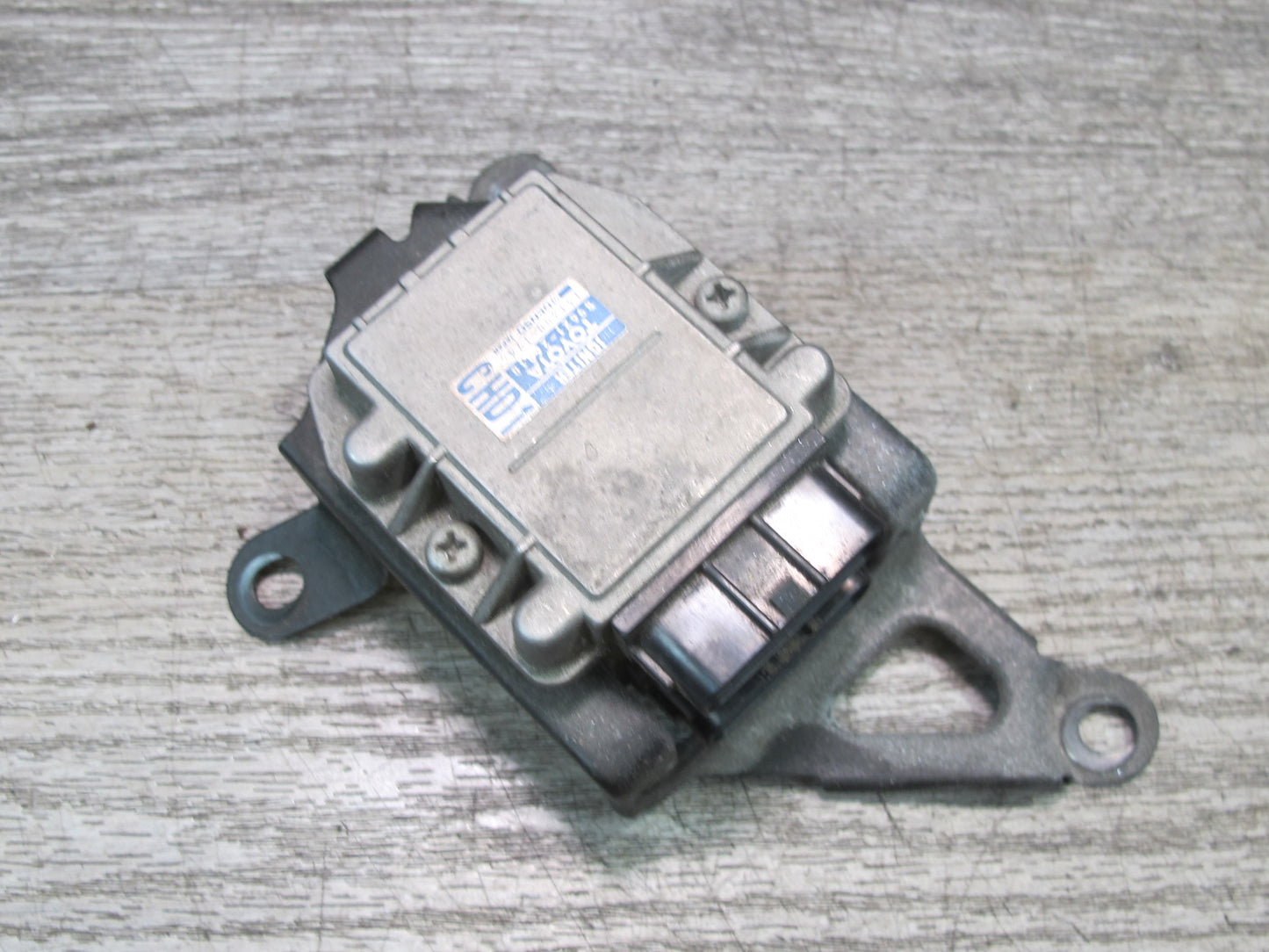 95-97 Lexus LS400 SC400 UZZ30L Ignition Control Module Igniter 89621-26010 OEM
