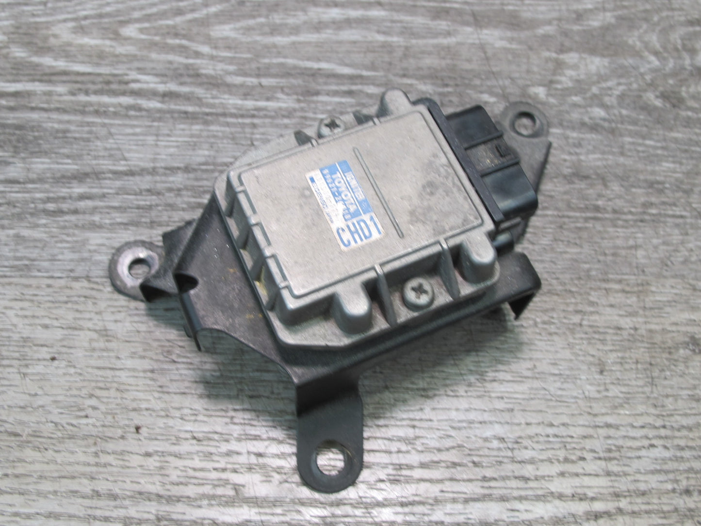 95-97 Lexus LS400 SC400 UZZ30L Ignition Control Module Igniter 89621-26010 OEM