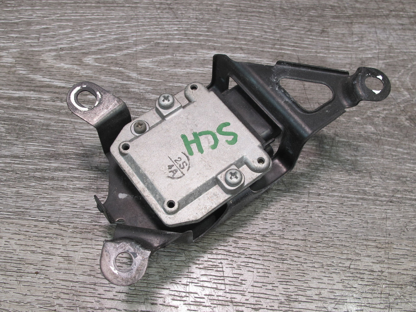 95-97 Lexus LS400 SC400 UZZ30L Ignition Control Module Igniter 89621-26010 OEM