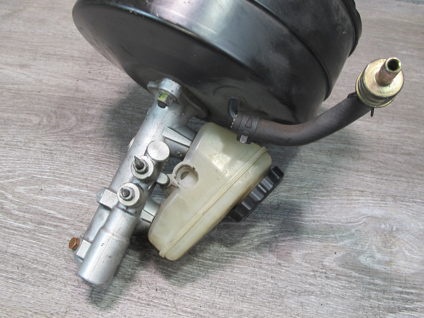 94-00 Lexus UZZ30L SC400 Brake Master Cylinder Booster Reservoir OEM
