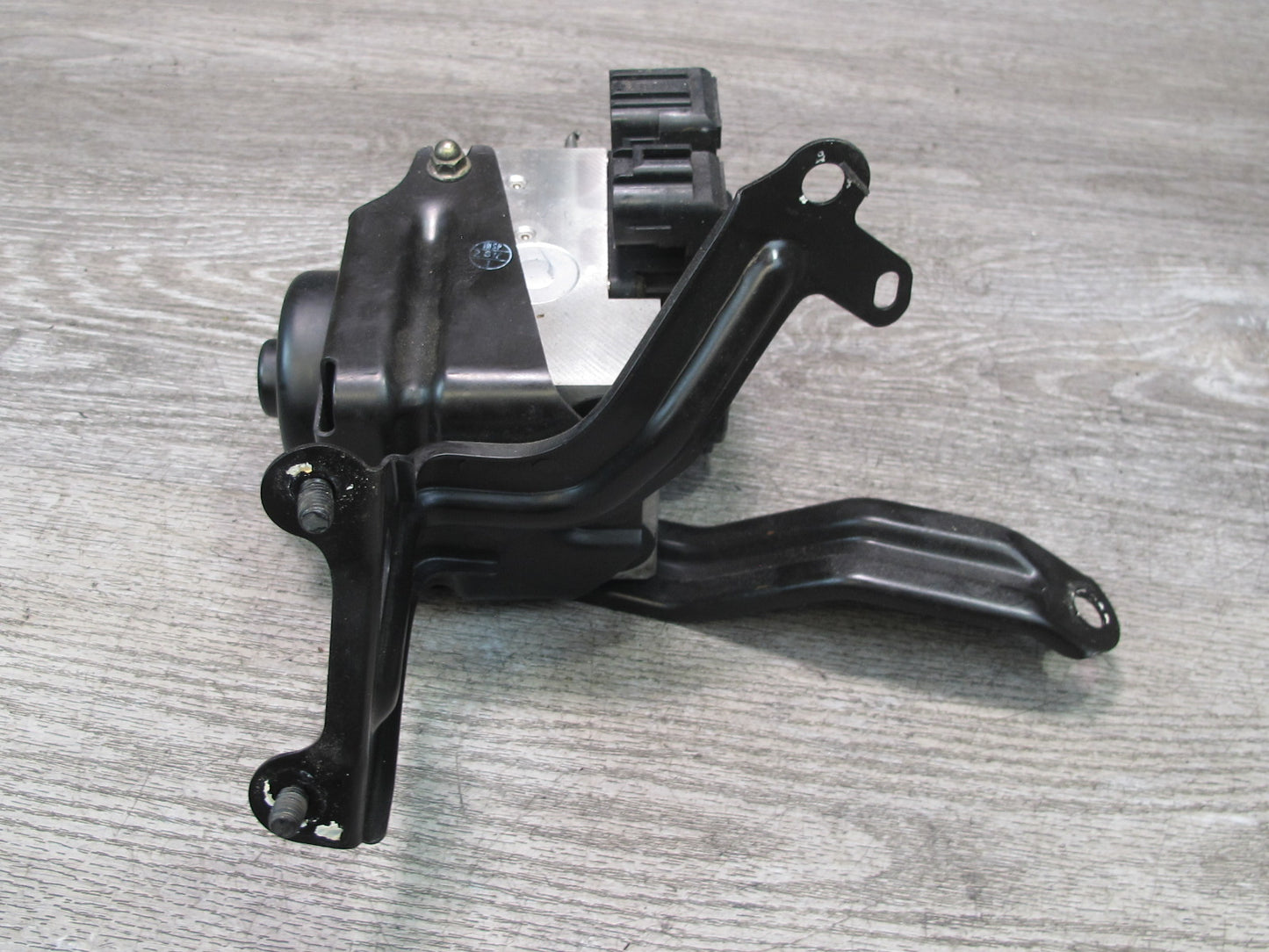 97-00 Lexus UZZ30L SC300 SC400 Anti Lock Brake ABS Pump Module 44510-24060 OEM