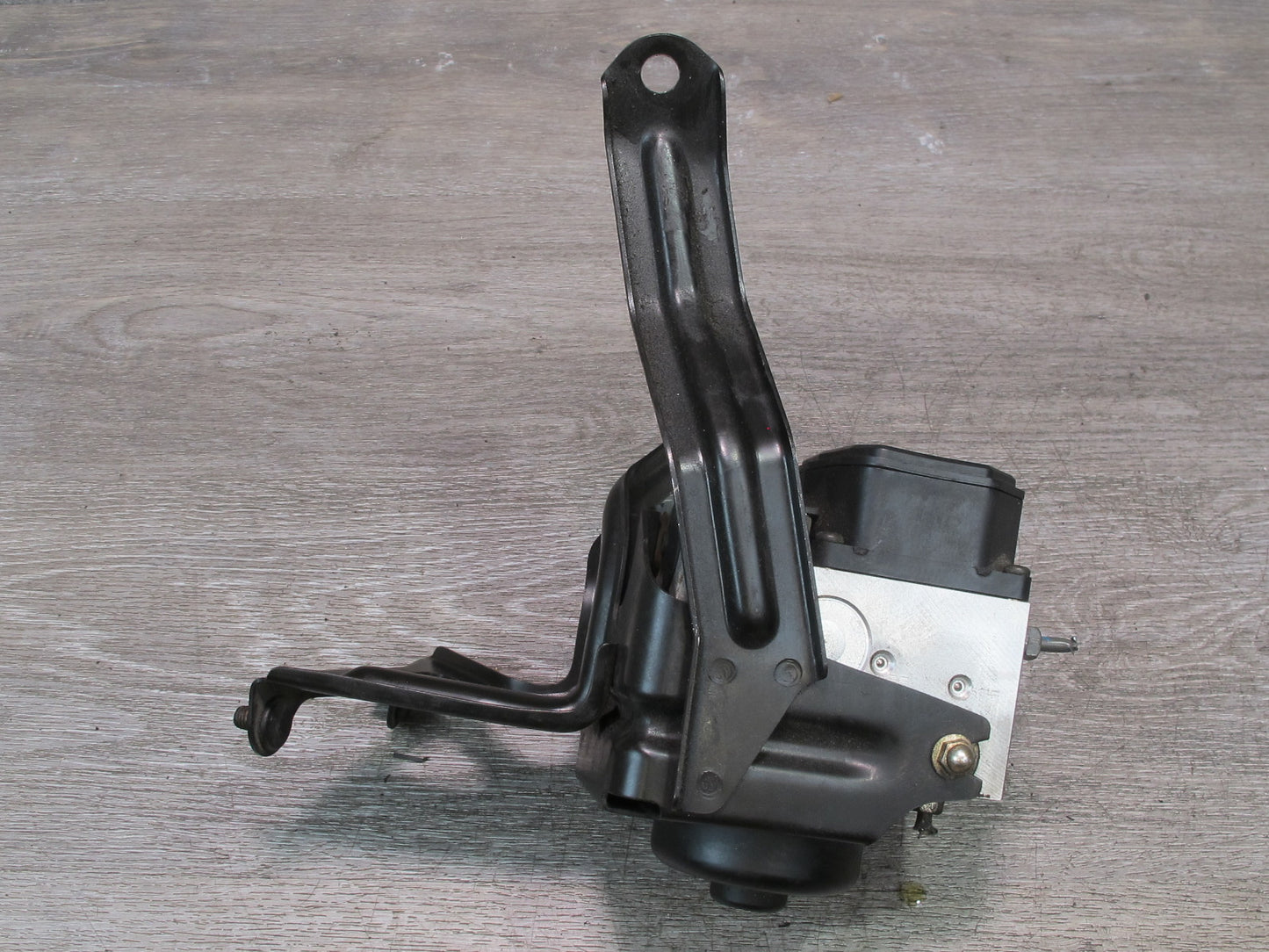 97-00 Lexus UZZ30L SC300 SC400 Anti Lock Brake ABS Pump Module 44510-24060 OEM