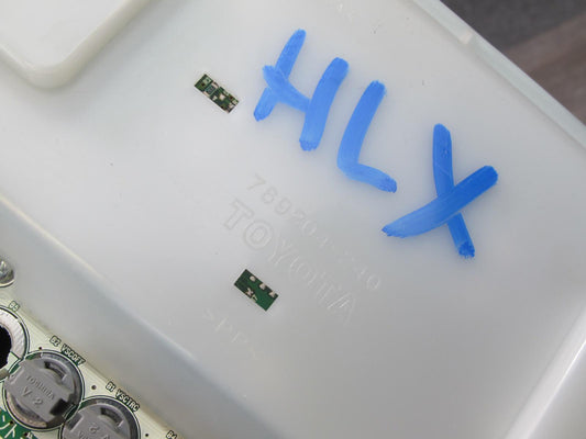 2004-2005 Lexus UZJ100L LX470 Instrument Cluster Gauge Speedometer 83800-6D661