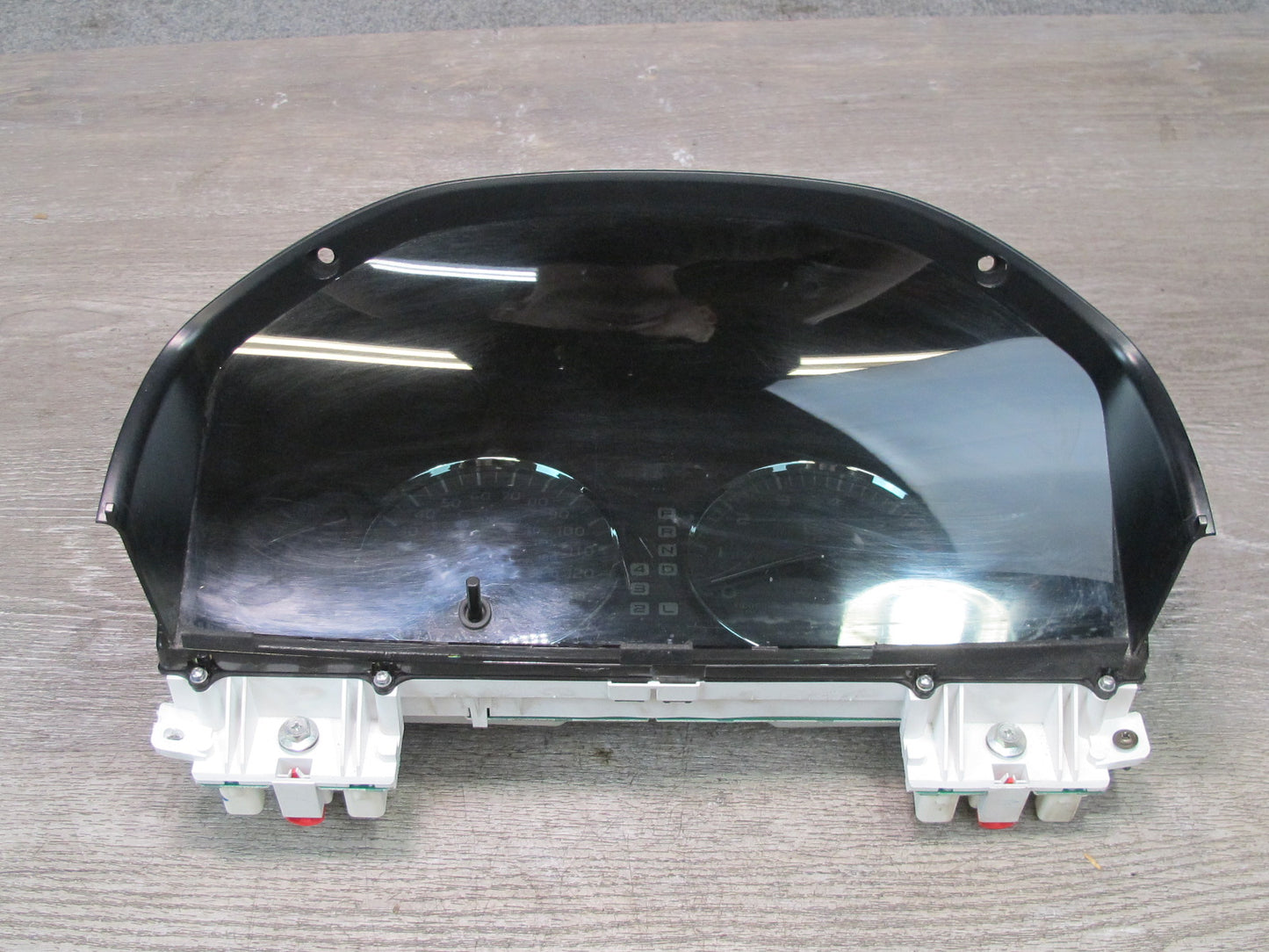 2004-2005 Lexus UZJ100L LX470 Instrument Cluster Gauge Speedometer 83800-6D661