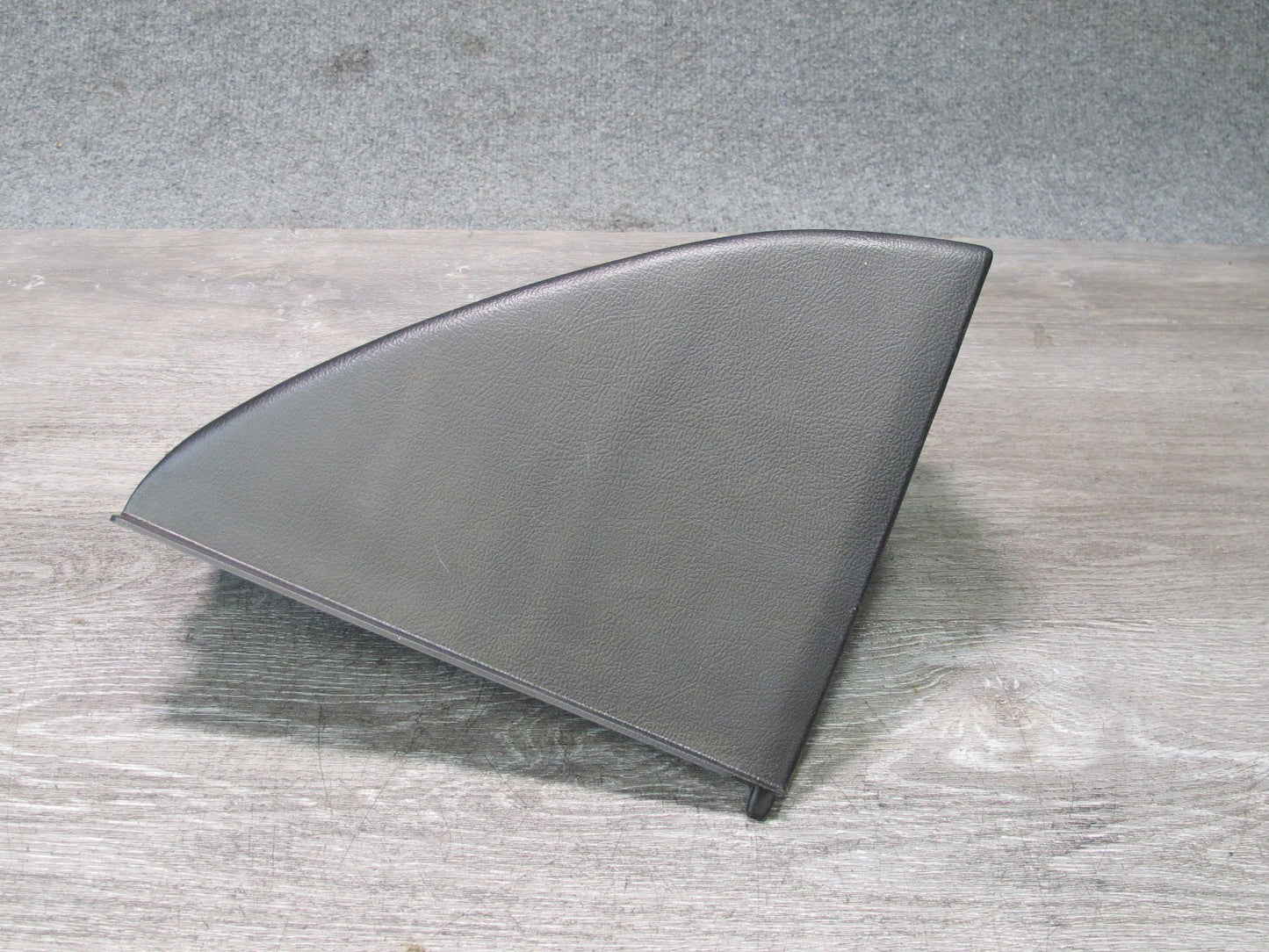 99-01 Isuzu Vehicross Front Dash Right Side Lower Trim END Cover Panel OEM