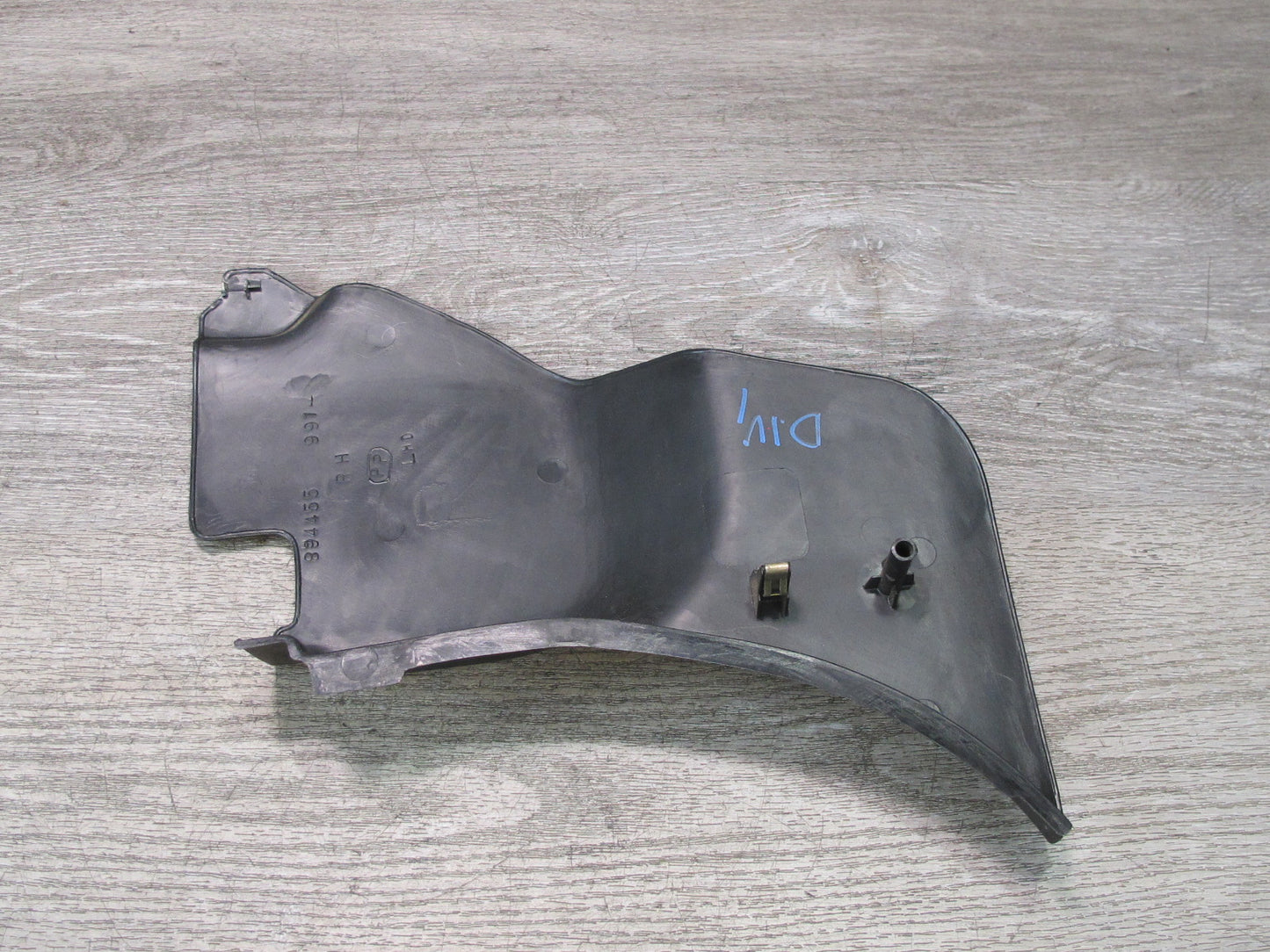 99-01 Isuzu Vehicross Set of 2 Front Left & Right Kick Trim Cover Panel OEM
