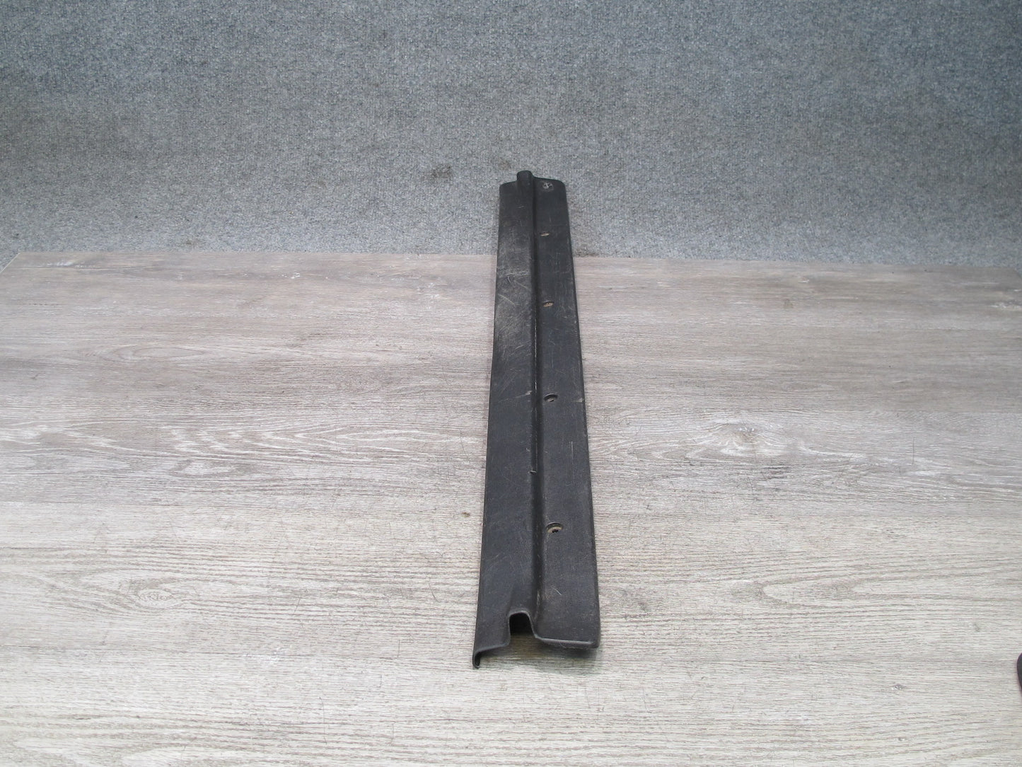 99-01 Isuzu Vehicross Set of 2 Left & Right Door Sill Scuff Plate Trim OEM