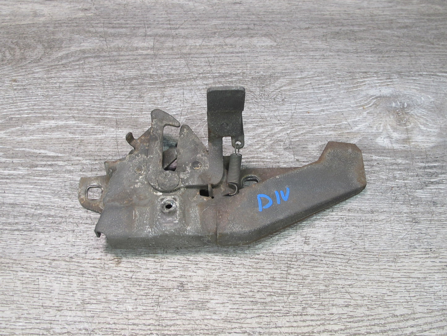 99-01 Isuzu Vehicross Front Hood Bonnet Lock Latch OEM