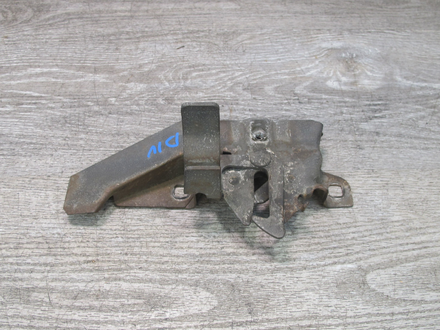 99-01 Isuzu Vehicross Front Hood Bonnet Lock Latch OEM