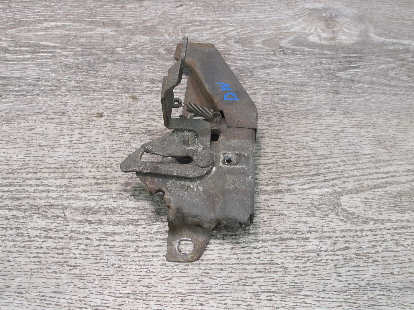 99-01 Isuzu Vehicross Front Hood Bonnet Lock Latch OEM