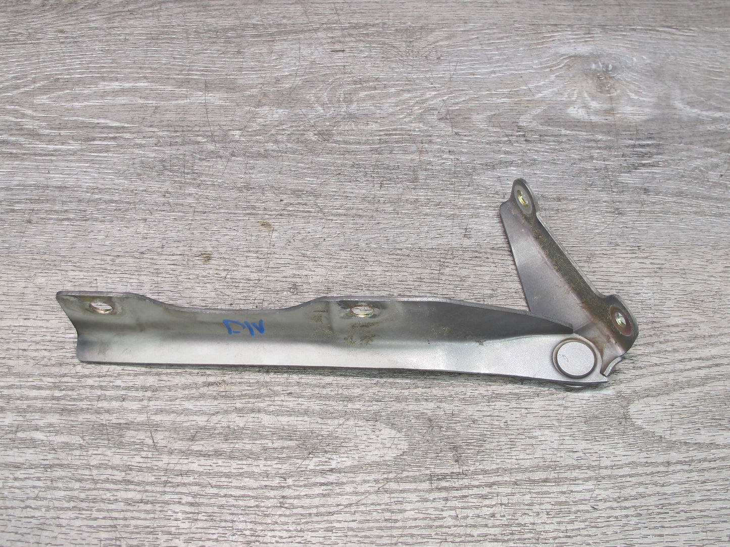 99-01 Isuzu Vehicross Set of 2 Left & Right Hood Bonnet Hinge Kaiser Silver OEM