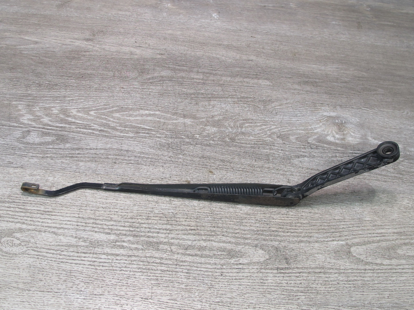 99-01 Isuzu Vehicross Set of 2 Front Left & Right Windshield Wiper Arm OEM