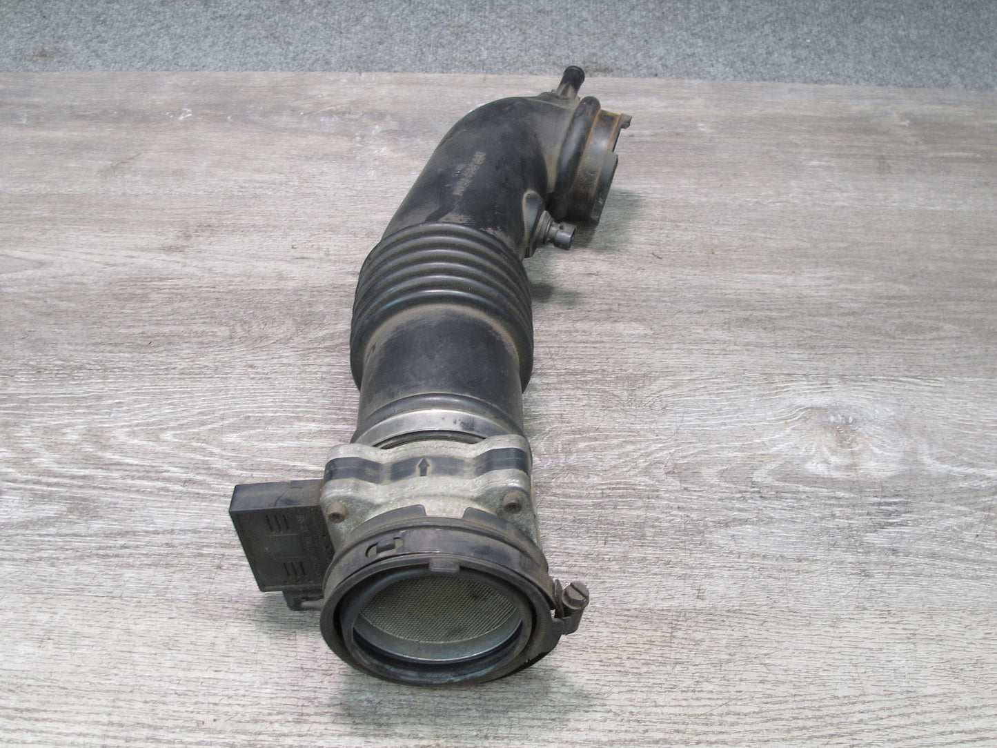 99-01 Isuzu Vehicross Air Intake Duct Pipe w Mass Air Flow Meter MAF Sensor OEM