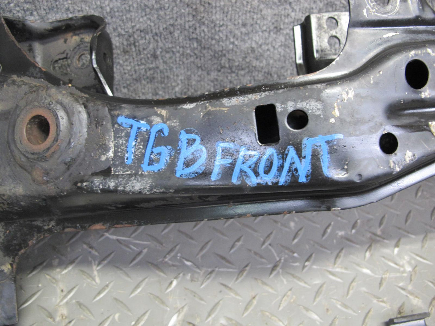 87-91 BMW E30 325i RWD Front Suspension Subframe Crossmember w Engine Mounts OEM