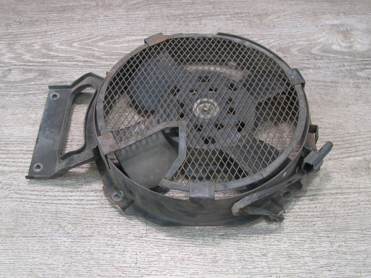 99-01 Isuzu Vehicross A/C Air Condition Condenser Fan Motor & Shroud OEM