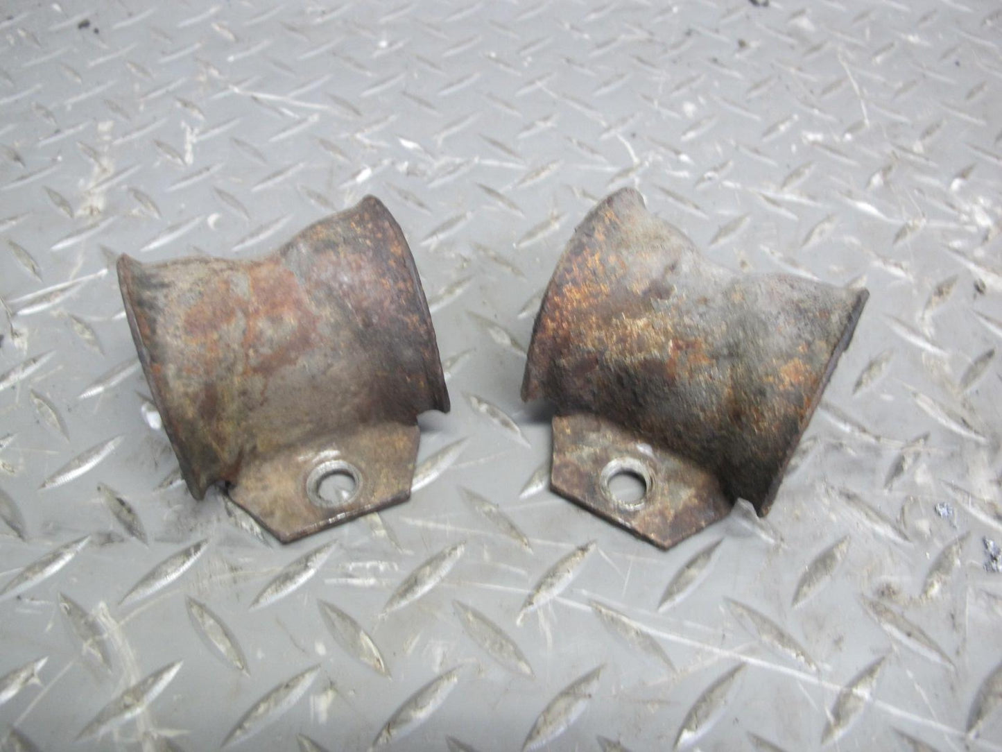 87-91 BMW E30 325i RWD Front Suspension Subframe Crossmember w Engine Mounts OEM