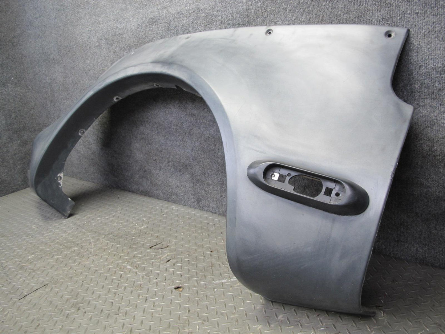 99-01 Isuzu Vehicross Rear Left Quarter Panel Plastic Molding Cover OEM