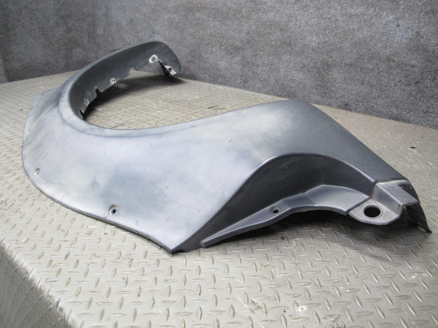99-01 Isuzu Vehicross Rear Left Quarter Panel Plastic Molding Cover OEM