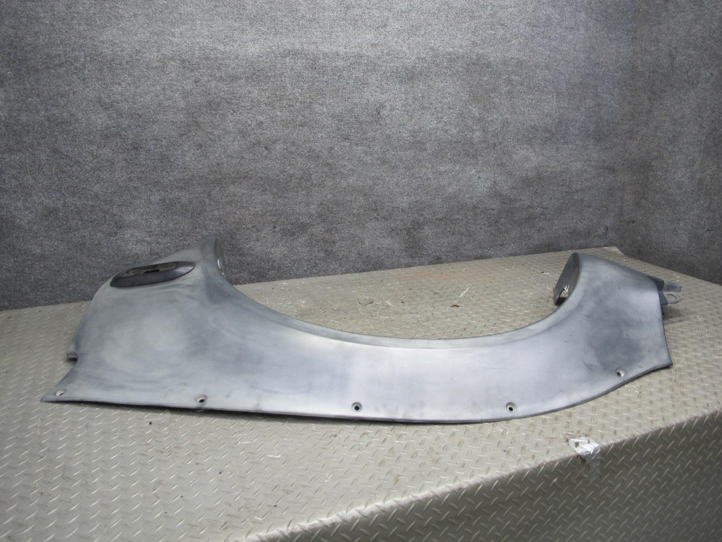 99-01 Isuzu Vehicross Rear Left Quarter Panel Plastic Molding Cover OEM