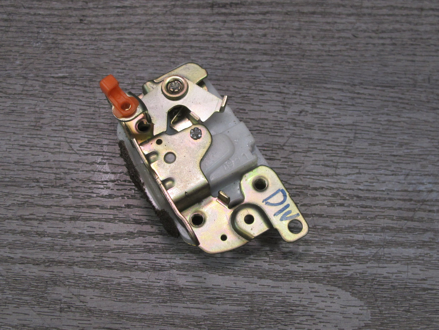 99-01 Isuzu Vehicross Rear Gate Trunk Door Tailgate Lock Latch OEM