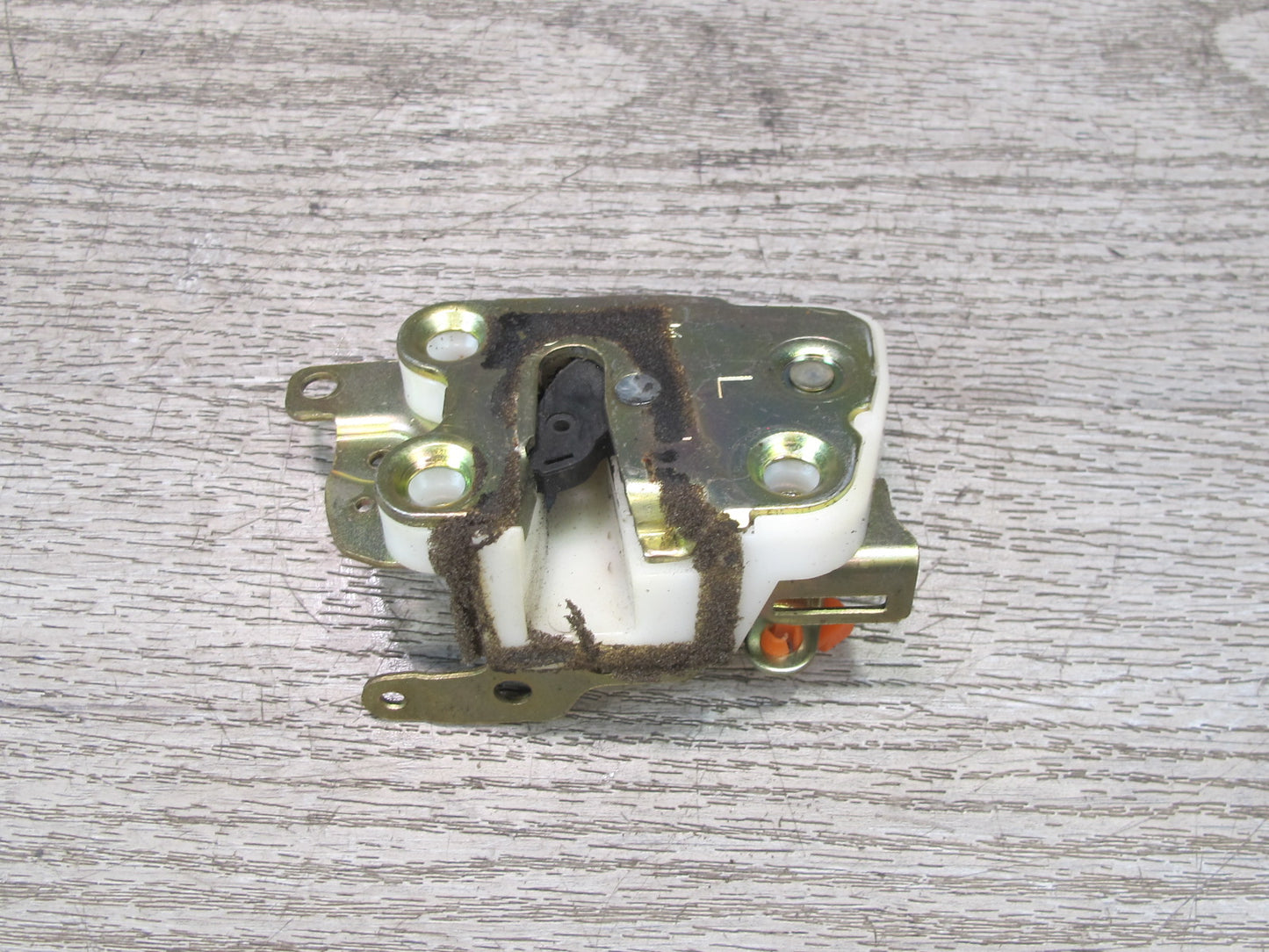 99-01 Isuzu Vehicross Rear Gate Trunk Door Tailgate Lock Latch OEM