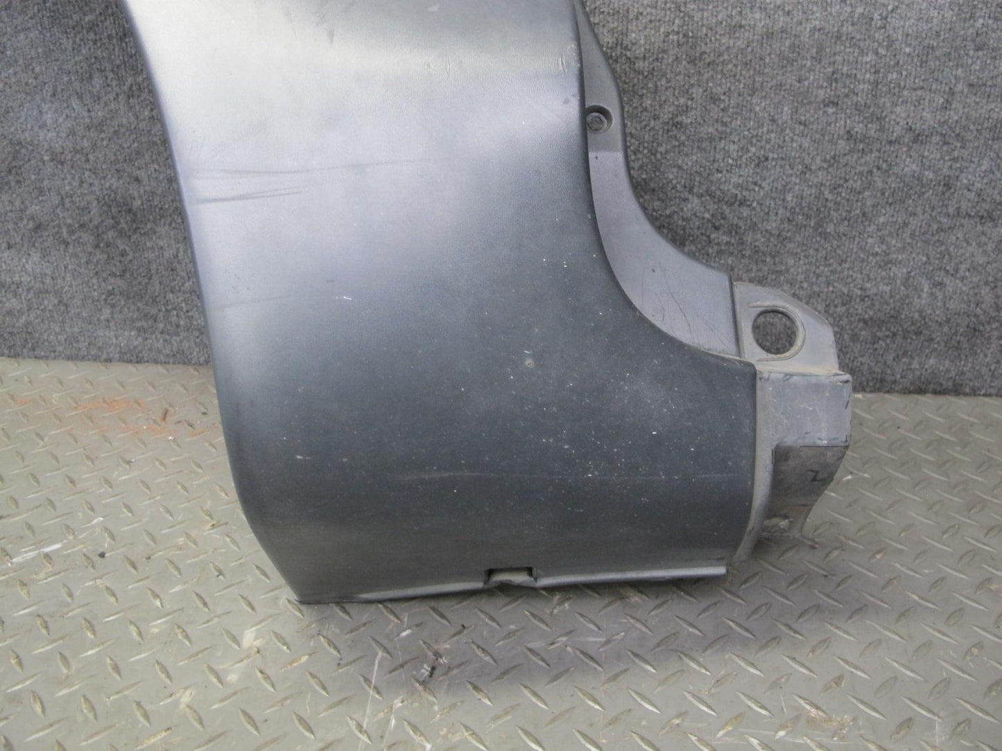 99-01 Isuzu Vehicross Rear Right Quarter Panel Plastic Molding Cover OEM