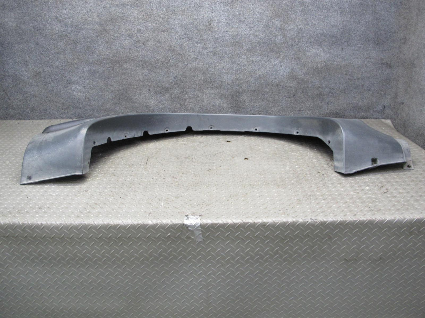 99-01 Isuzu Vehicross Rear Right Quarter Panel Plastic Molding Cover OEM